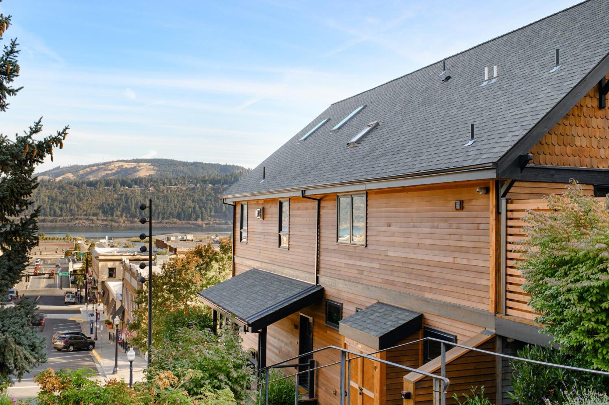 Horsefeathers Hotel Hood River Bagian luar foto
