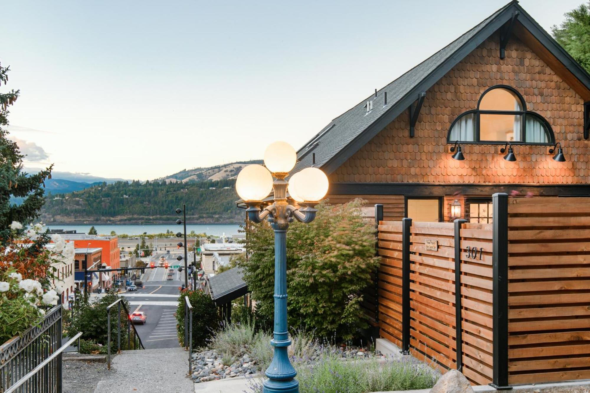 Horsefeathers Hotel Hood River Bagian luar foto