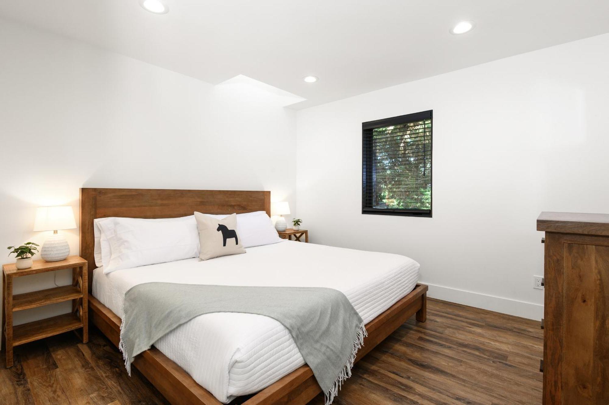 Horsefeathers Hotel Hood River Bagian luar foto