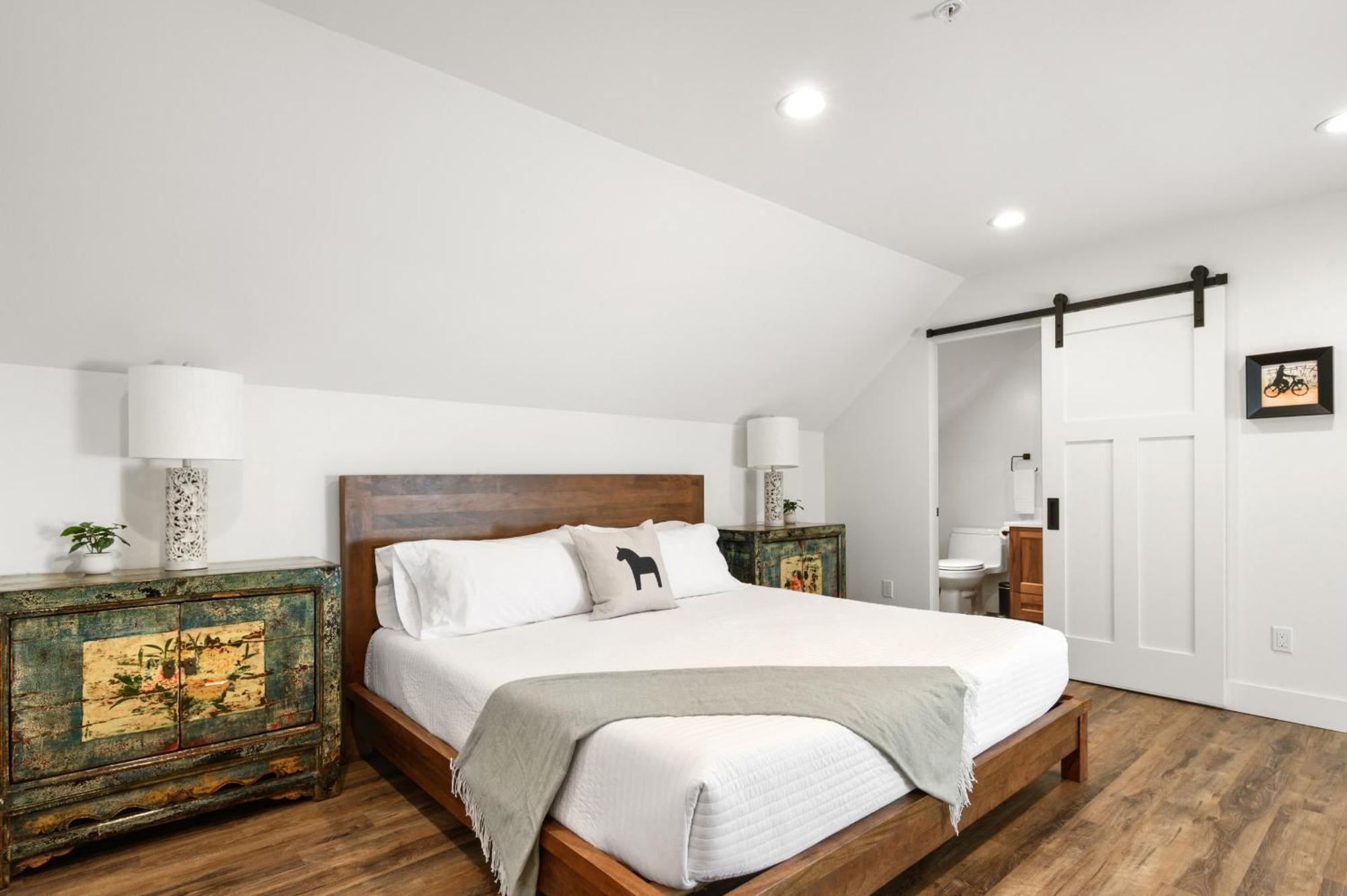 Horsefeathers Hotel Hood River Bagian luar foto